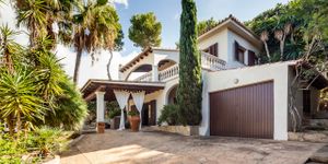 Villa in Santa Ponsa - Mediterranes Anwesen mit Pool (Thumbnail 2)