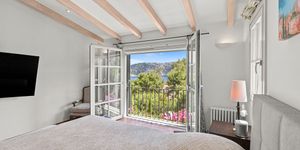 Mediterranean dream villa with sea views in Camp de Mar (Thumbnail 9)