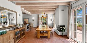Mediterranean dream villa with sea views in Camp de Mar (Thumbnail 7)