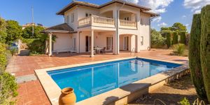 Villa in Sa Torre - charmante Villa mit Meerblick (Thumbnail 1)