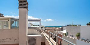 Modern terraced house in a central location in Portixol (Thumbnail 1)