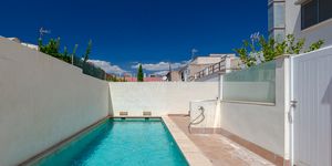 Modern terraced house in a central location in Portixol (Thumbnail 2)