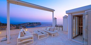 Luxurious penthouse with exclusive sea views in Port Andratx (Thumbnail 3)