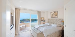 Luxurious penthouse with exclusive sea views in Port Andratx (Thumbnail 10)