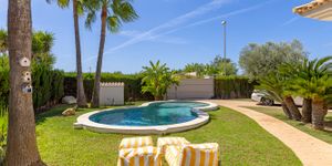 Modern and exclusive villa for sale in the second sea line of Sa Torre. (Thumbnail 3)