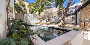 Stadthaus in Felanitx - Liebevoll saniert mit Pool und ETV-Lizenz (Thumbnail 1)