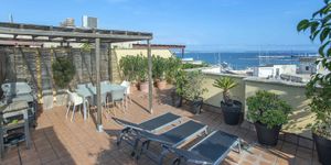 Penthouse in Palma - Großzügige Immobilie mit Dachterrasse und Meerblick (Thumbnail 2)