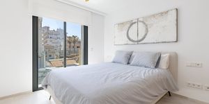 New penthouse for sale with private pool and sea view (Thumbnail 9)