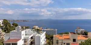 Möbliertes Apartment in Illetas mit Parkplatz und Meerblick (Thumbnail 2)