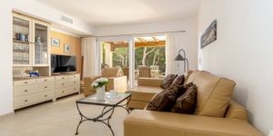 Garden apartment in Cala Moragues with partial sea view (Thumbnail 5)