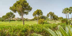 Exclusive apartment at at the Golf Santa Ponsa (Thumbnail 1)