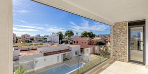 Modern apartment in a well-maintained complex with communal pool and sea views in Portocolom (Thumbnail 5)