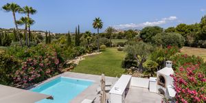 Exclusive golf villa for sale at golf Santa Ponsa I (Thumbnail 1)