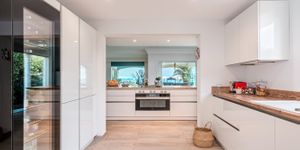 Villa in Cala Pi - Mediterranes Anwesen in erster Meereslinie (Thumbnail 6)