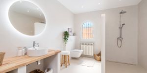 Villa in Cala Pi - Mediterranes Anwesen in erster Meereslinie (Thumbnail 9)