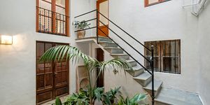 Charming apartment in Palma Cala Trava (Thumbnail 1)