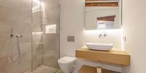 Apartment in Santa María del Camí - Modern home with balcony and communal pool in a central yet peaceful location (Thumbnail 9)