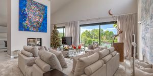 Villa in Cala Vinyas - neuwertiges Anwesen mit schönem Ausblick (Thumbnail 4)