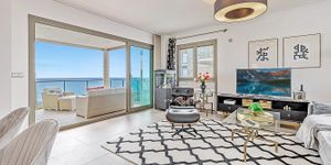 Apartment in Cala Figuera – Seafront Apartment with Direct Coastal Location (Thumbnail 3)