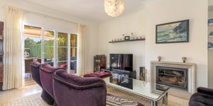 Semi detached house with lots of sun and privacy (Thumbnail 4)