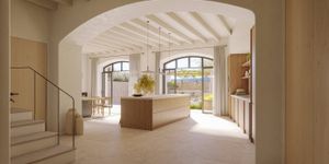 Stadthaus in Santa Maria - Mediterrane Immobilie mit Pool (Thumbnail 8)