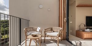 New build apartment with private pool in Cala Mayor (Thumbnail 3)