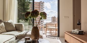 Newly built sea view penthouse in a modern residence in Cala Mayor (Thumbnail 6)