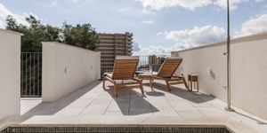 Newly built sea view penthouse in a modern residence in Cala Mayor (Thumbnail 1)