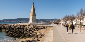 Elegantní byt ve vyhledávané lokalitě El Molinar s výhledem na moře a malým balkonem (Thumbnail 9)