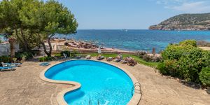 Apartment in Camp de Mar - Exklusive Wohnung direkt am Meer (Thumbnail 1)