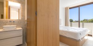 Townhouse in Sa Rapita - New Build with Sea View Roof Terrace and Private Pool (Thumbnail 6)