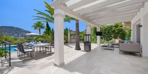 Villa in Port Andratx - Exklusives Anwesen mit Poolbereich und Meerblick (Thumbnail 1)