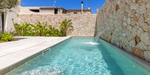 Town house in Ses Salines - Stylish village residence with pool (Thumbnail 2)