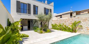 Town house in Ses Salines - Stylish village residence with pool (Thumbnail 1)