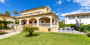 Villa in Alcudia - Stilvolles Anwesen nah am Strand mit Ferienvermietlizenz (Thumbnail 1)