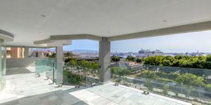 Apartment in Palma - Designer Wohnung mit Hafenblick (Thumbnail 1)