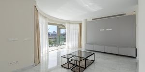 Apartment in Palma - Elegante Luxuswohnung mit Hafen und Meerblick (Thumbnail 2)