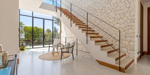 Luxury Villa in Santa Ponsa – Modern Elegance with Sea Views (Thumbnail 4)