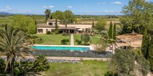 Finca in Felanitx - Charming Property in Picturesque Wine Region (Thumbnail 1)
