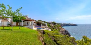 Villa in Cala Pi - Mediterranes Haus in 1. Meereslinie mit Blick auf die Insel Cabrera (Thumbnail 4)