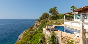Villa in Cala Pi - Mediterranes Haus in 1. Meereslinie mit Blick auf die Insel Cabrera (Thumbnail 3)
