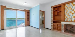 Penthouse in Portocolom - Renovierungsbedürftige Wohnung mit Meerblick (Thumbnail 4)