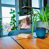 Prezent dla Mamy na Dzień Matki statuetka ze zdjęciem na szkle dedykacja 15x21 cm