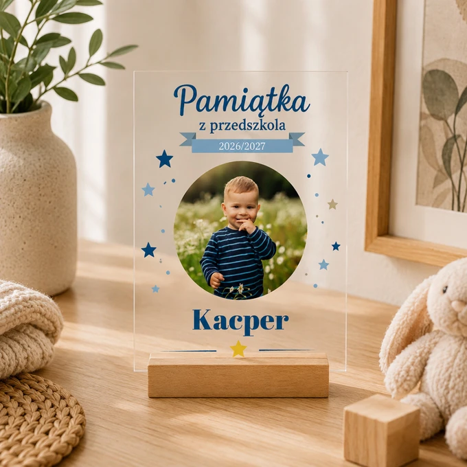Personalizowana statuetka dla dziecka ze zdjęciem i imieniem pamiątka z przedszkola