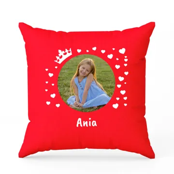 Personalizowana poduszka czerwona ze zdjęciem prezent na Dzień Dziecka