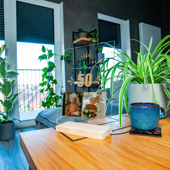 Życie zaczyna się po 50 zdjęcie na szkle akrylowym 21x30 cm