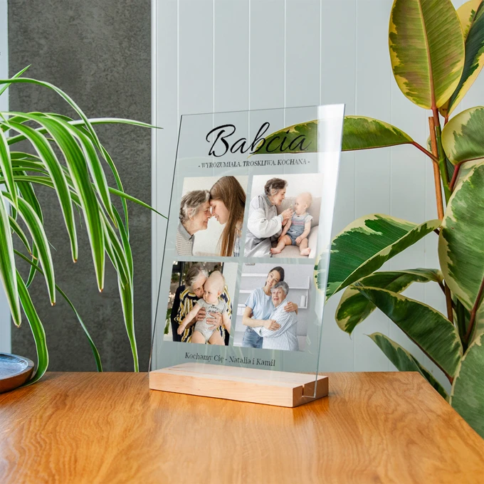 Zdjęcie na szkle dla Babci statuetka z dedykacją 21x30 cm