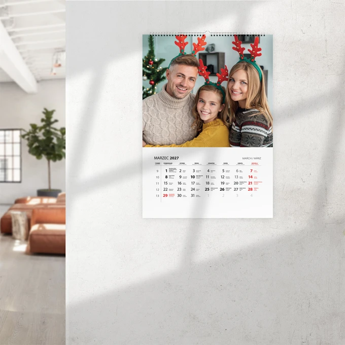 Personalizowany kalendarz ze zdjęciami 13 kartkowy na spirali prezent na święta A4