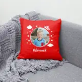 Czerwona poduszka ze zdjęciem i imieniem na Dzień Dziecka