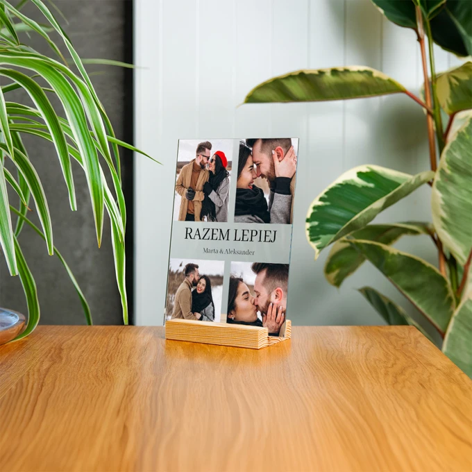 Prezent na Walentynki ramka ze zdjęciami i imionami pary wydruk na szkle 15x21 cm